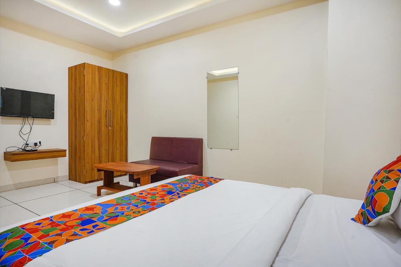 Fabhotel Sukh Vilas Indore Exterior foto